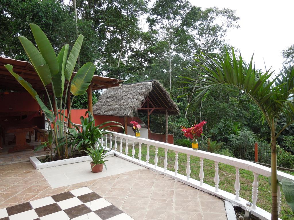 Hostal Tena Naui Exterior foto